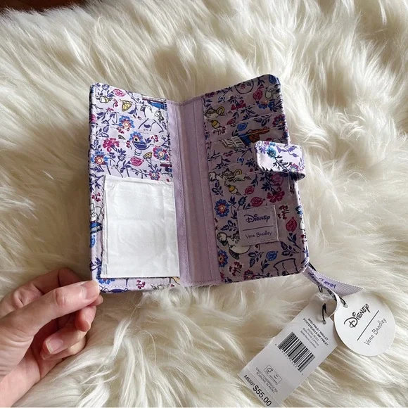 Vera Bradley Disney Belle Finley Wallet NWT - Picture 2 of 2